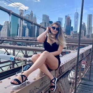 Meet your Posher, Sabrina